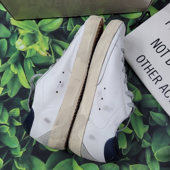 NIB Golden Goose Super-Star White Distressed Leather Low Top Sneakers size 38 - Picture 4 of 16
